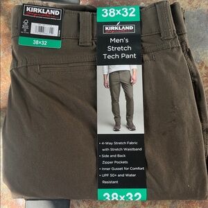 Kirkland Signature Men's Stretch Tech Pants - Brown nwt 38 x 32